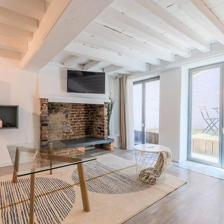 Atypical Triplex Near Grand Place With Terrace Lille Luaran gambar